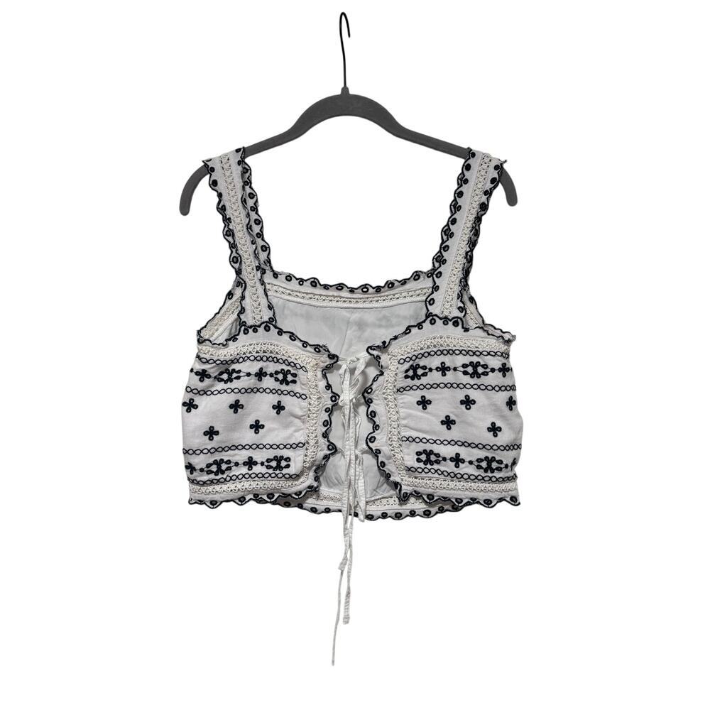 Abercrombie & Fitch White Cropped Tank with Black - Picture 7 of 7